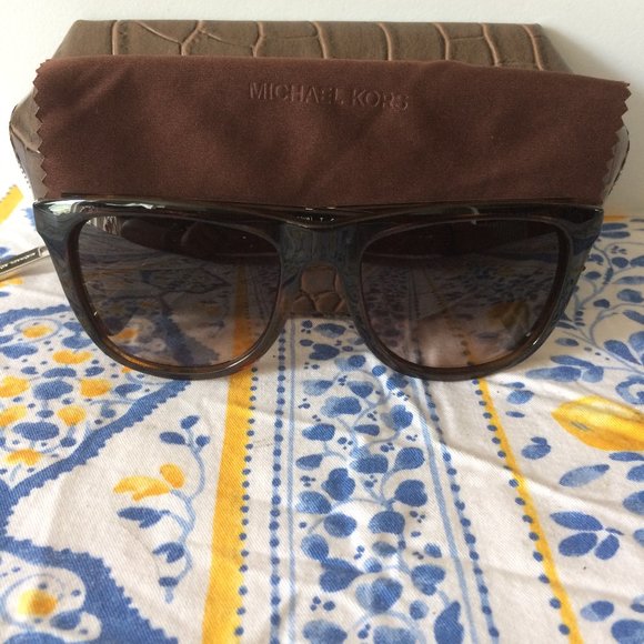 Michael Kors Sunglasses - Picture 1 of 2